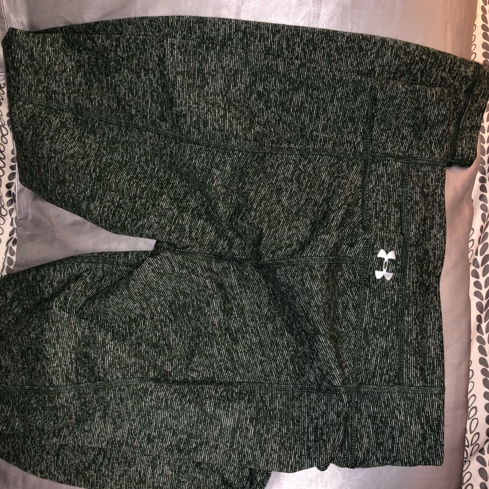 Under armour leggings!